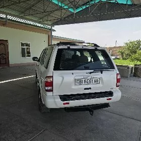 Nissan Pathfinder 2002
