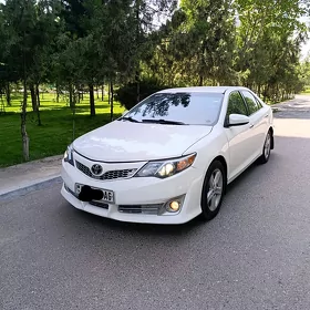 Toyota Camry 2013