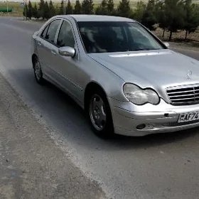 Mercedes-Benz 500E 2004