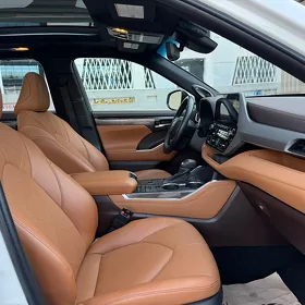 Toyota Highlander 2022