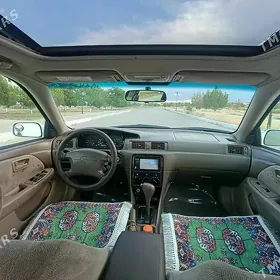 Toyota Camry 2001