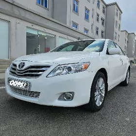 Toyota Camry 2010
