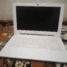 arzan lenovo s2030
