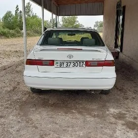 Toyota Camry 1997