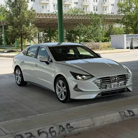 Hyundai Sonata 2020