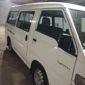 Mitsubishi L300 2009