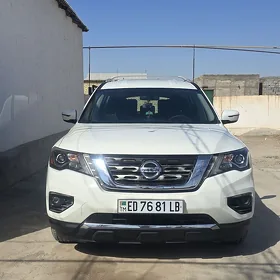 Nissan Pathfinder 2020