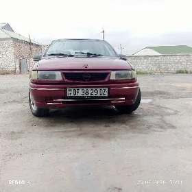 Opel Vectra 1990