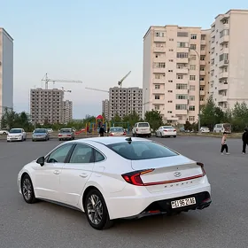 Hyundai Sonata 2021