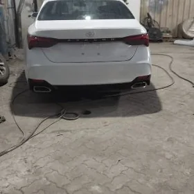 Toyota Avalon 2022