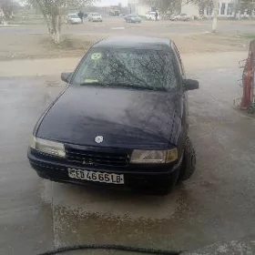 Opel Vectra 1990