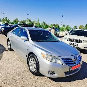 Toyota Camry 2010