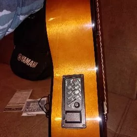 Yamaha c40 elektronny