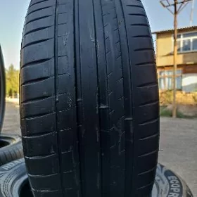 235/40 R19 MİCHELİN 15/21