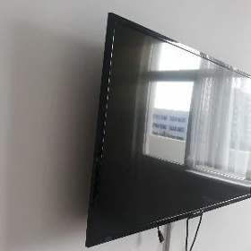 TELEWIZOR.43 LIK