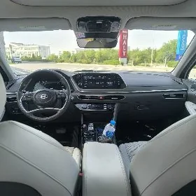 Hyundai Sonata 2021
