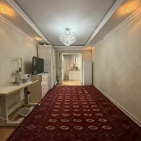 11 Mkr 4/1 2 Kom 56m²+Podwal