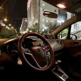 Opel Meriva 2013