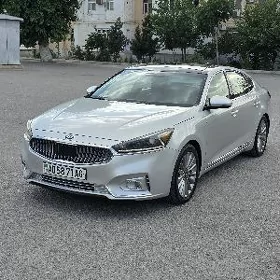 Kia Cadenza 2017