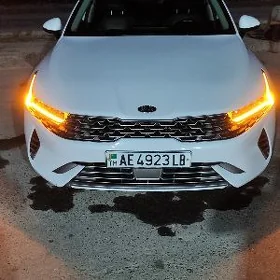 Kia K5 2021