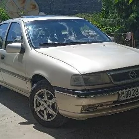 Opel Vectra 1989