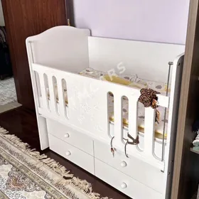 ДЕТКАЯ КРОВАТКА