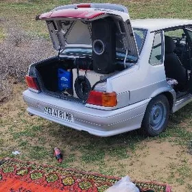 Lada 2115 2004