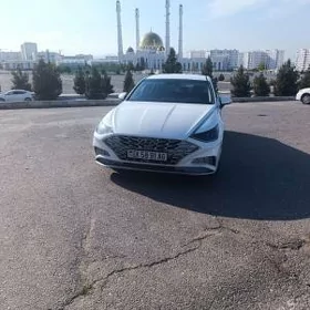 Hyundai Sonata 2022
