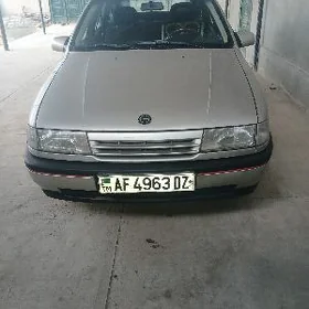 Opel Vectra 1990