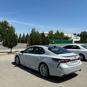 Toyota Camry 2022