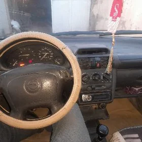 Opel Vita 1995