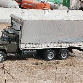 Zil 133 1980