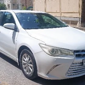 Toyota Camry 2016