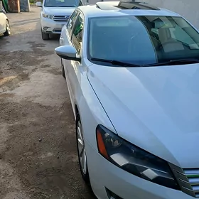 Volkswagen Passat 2012