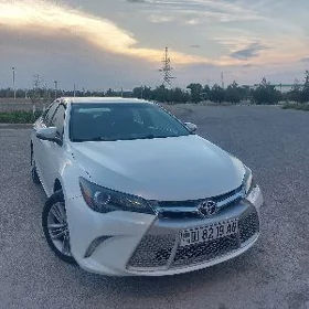 Toyota Camry 2016