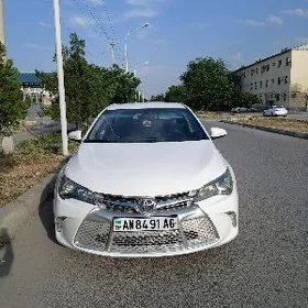 Toyota Camry 2016