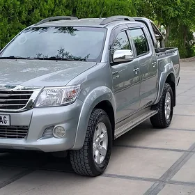 Toyota Hilux 2014