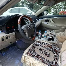 Toyota Camry 2010