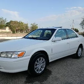 Toyota Camry 2000