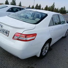 Toyota Camry 2010