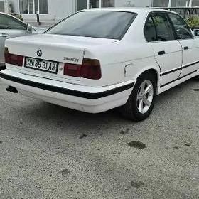 BMW 525 1989