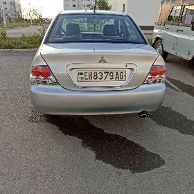 Mitsubishi Lanser 2009