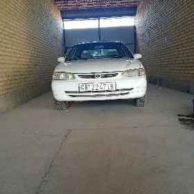 Toyota Corolla 2000
