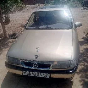 Opel Vectra 1989