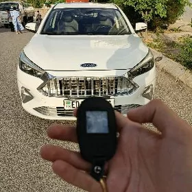 JAC J7 2024