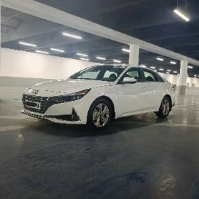 Hyundai Elantra 2021
