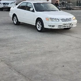 Toyota Camry 2000