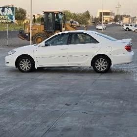 Toyota Camry 2003