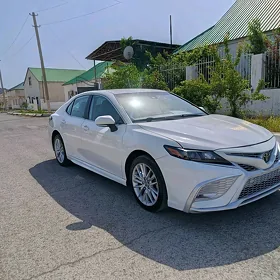 Toyota Camry 2022