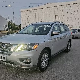 Nissan Pathfinder 2020